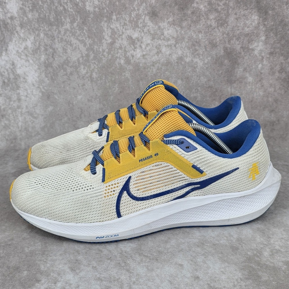 Nike Air Zoom Pegasus 40 North Carolina A&T Men's Size 11 Running Shoes White